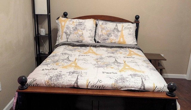 Charming 2-bedroom apartment with AC, WiFi in Pocahontas ar