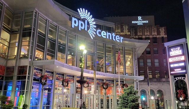 Charming 2-bedroom apartment with WiFi, AC in serene Allentown