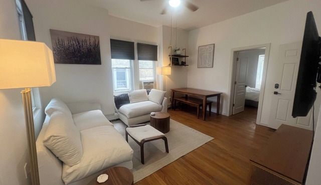 Charming 2-bedroom apartment in peaceful Mt Vernon with AC, WiFi