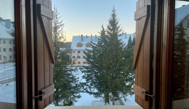 Charming 2-bedroom apartment in Villanúa near ski slopes