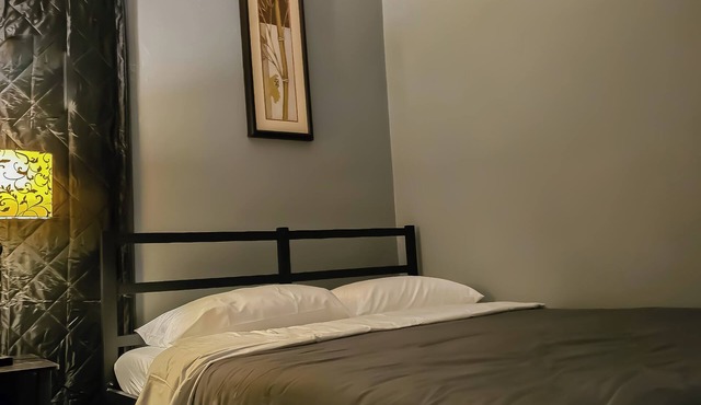 Charming 2-bedroom apartment near Downtown Dearborn