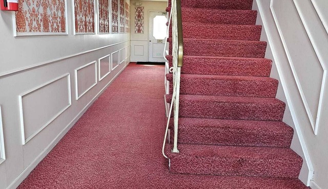 Charming 2-bedroom apartment with WiFi, AC in beautiful Amherst