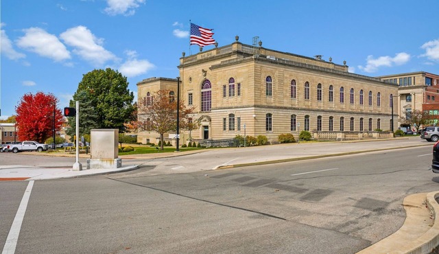 Charming 2-bedroom apartment on the Square
