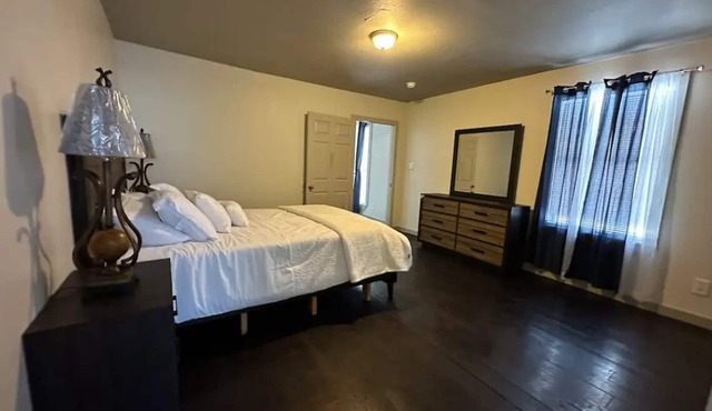 Charming 2-bedroom apartment with AC and WiFi in marvelous Kyle