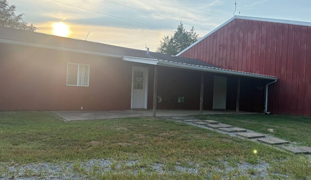 Charming 2-bedroom barn-style home nestled on 6 acres in delightful Vienna