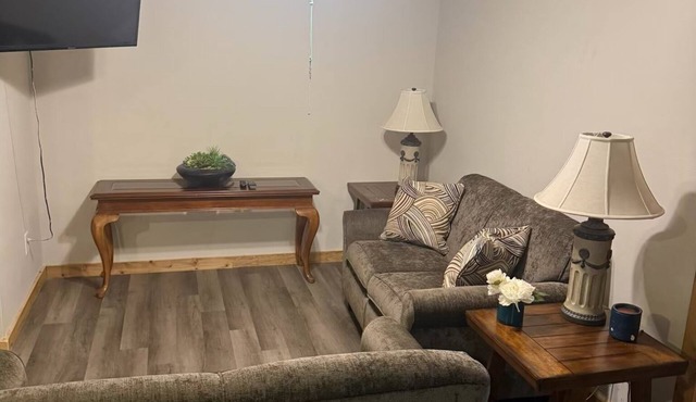 Charming 2-bedroom bungalow in Pine City with AC