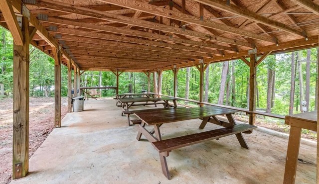 Charming 2-bedroom bungalow in Martin with AC