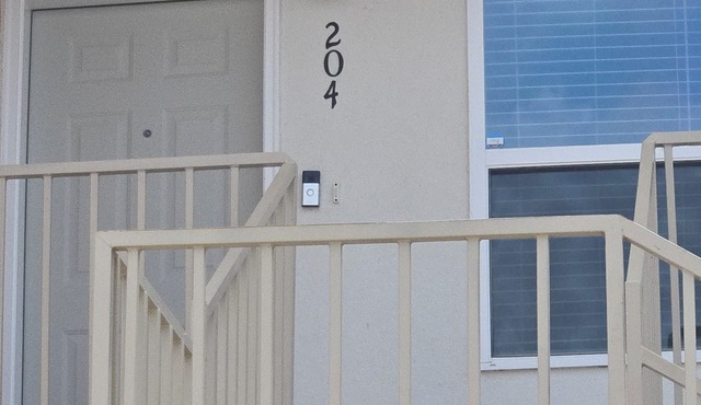 Charming 2-bedroom condo in fabulous Eagle Pass with AC, WiFi.