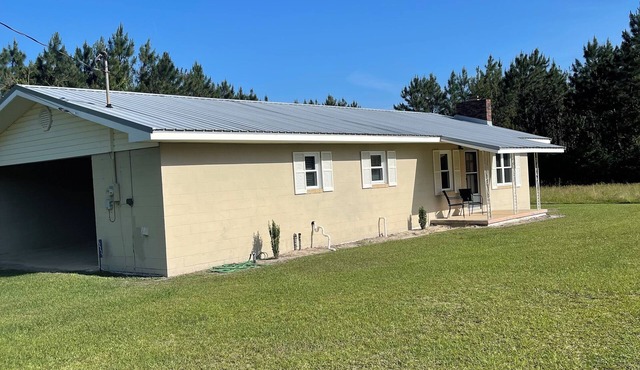 Charming 2-bedroom cottage in West Green