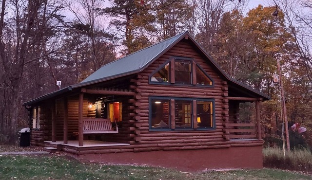 Charming 2-bedroom cabin in pleasant Waterfall