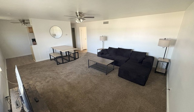 Charming 2-bedroom Corporate Apartment in Barberton with WiFi, AC