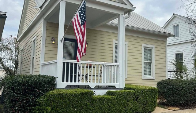 Charming 2-bedroom cottage with GOLF CART in Pike Road