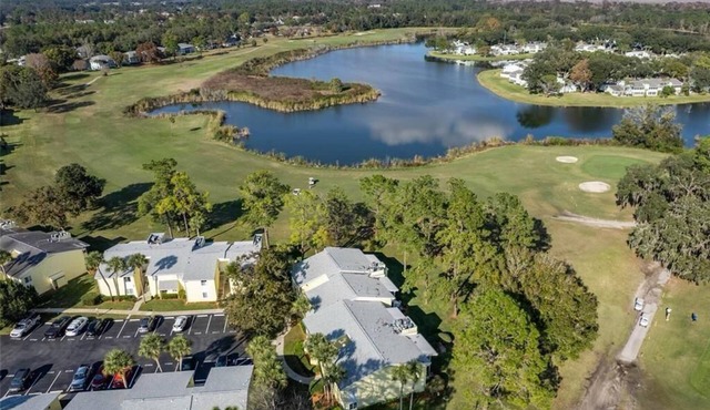 Charming 2-bedroom condo with WiFi, AC in enchanting Ocala