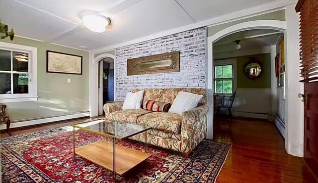 Charming 2-bedroom cottage with AC and WiFi in fantastic Cape May