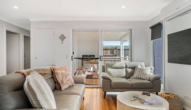 Charming 2 bedroom cottage