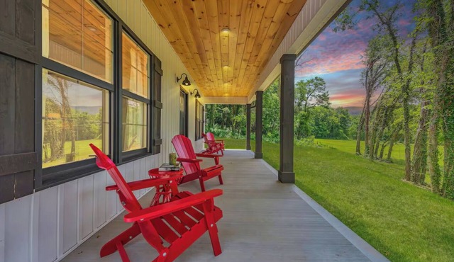 Charming 2-bedroom cottage with Hot tub, Fire Pit, WiFi, AC in Walland