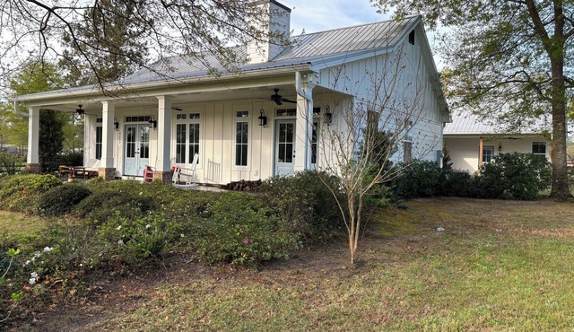 Charming 2-bedroom cottage "The Hideout" in delightful Aiken, SC