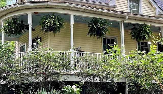 Charming 2-bedroom cottage with WiFi, AC in delightful Boyce