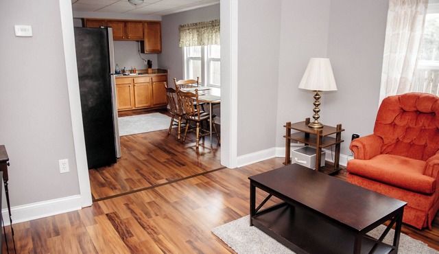Charming 2-bedroom house near Hershey Park and hospitals
