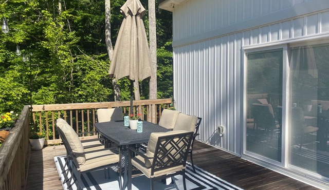 Charming 2-bedroom house in marvelous Stokesdale 2 mins from Carolina Marina