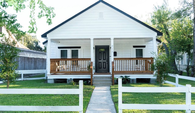 Charming 2-bedroom house located in Texas City