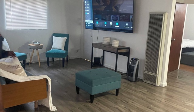 Charming 2-bedroom house with fitness room, WiFi in enjoyable Inglewood