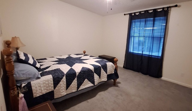 Charming 2-bedroom house in The Villages near Spanish Springs.