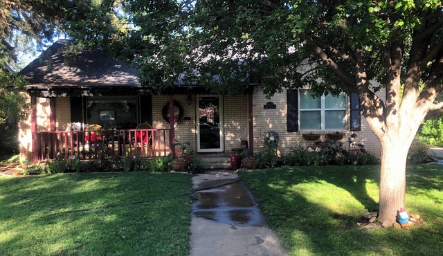 Charming 2-bedroom home in fabulous Amarillo with WiFi, and a Coffee Bar!