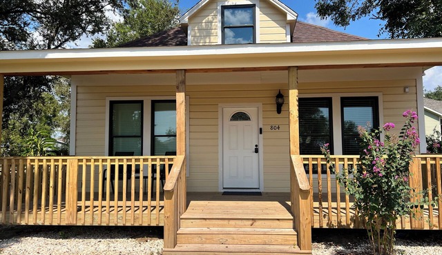 Charming 2-bedroom house in Palacios.