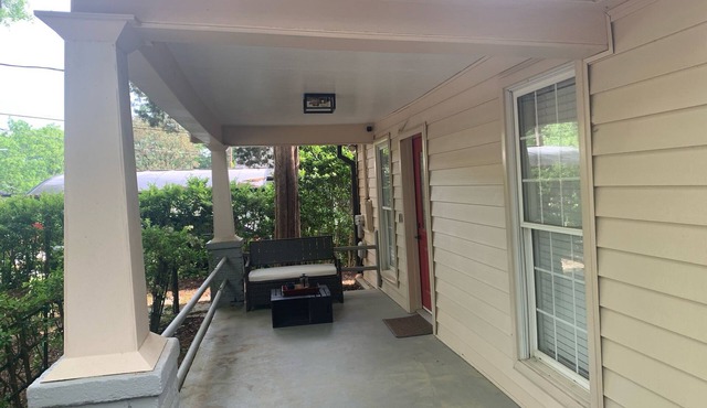 Charming 2-bedroom house with WiFi and AC in wonderful Atlanta