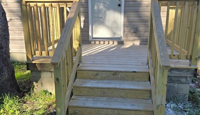 Charming 2-bedroom house with WiFi and AC in Beckley