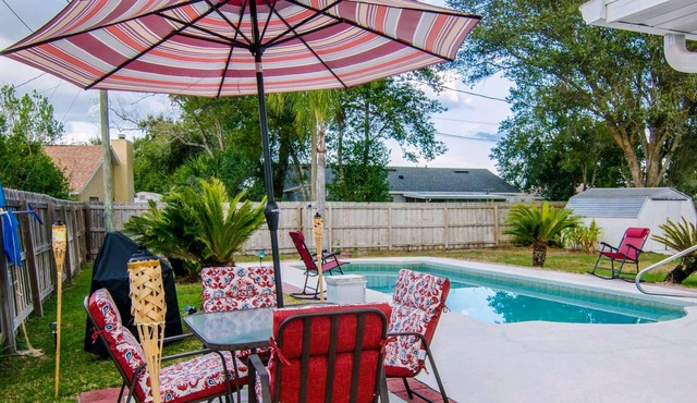 Charming 2-bedroom house with AC, WiFi in lovely Deltona