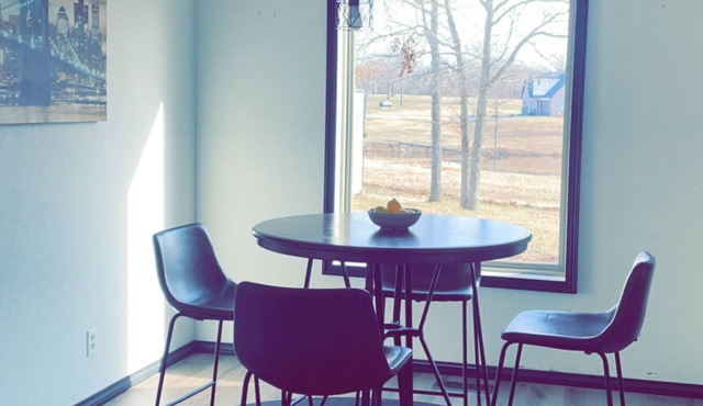 Charming 2-bedroom house with WiFi, AC in delightful Sapulpa