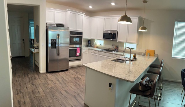Charming 2-bedroom house in lovely Vail with WiFi, AC