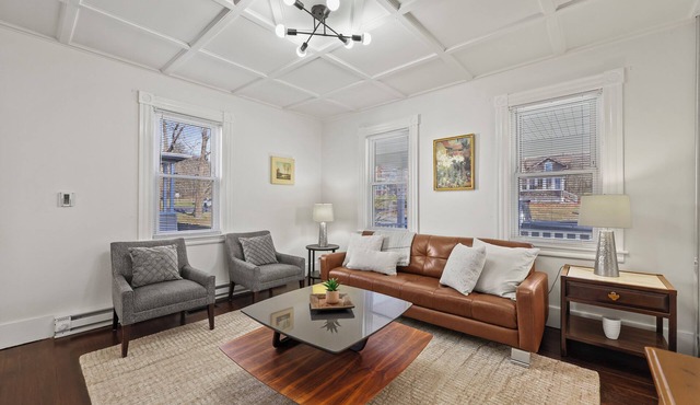 Charming 2-bedroom house in peaceful Lee