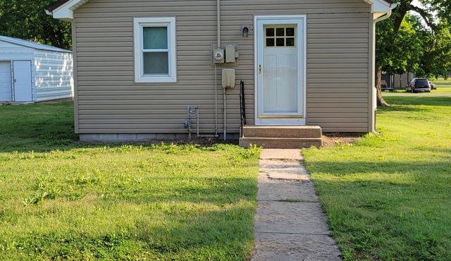 Charming 2-bedroom house - Rural Community Living