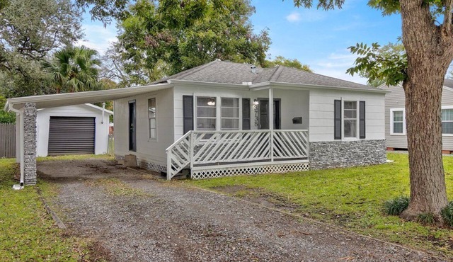 Charming 2 bedroom house