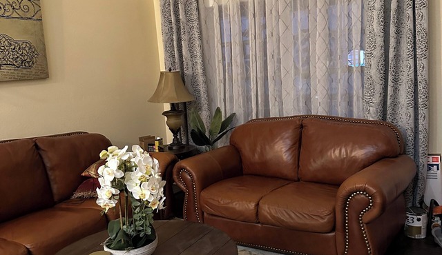 Charming 2-bedroom house in amazing London, KY with AC, WiFi