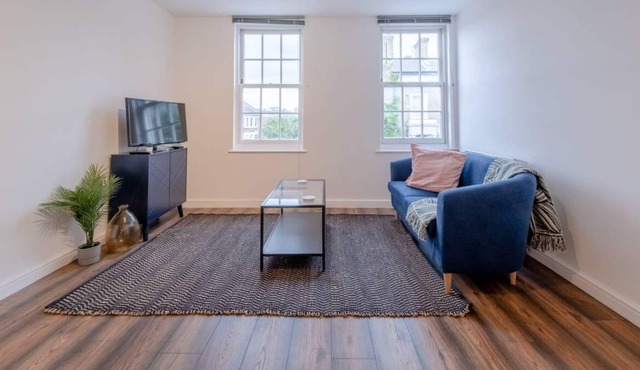 Charming 2 Bedroom in Hackney