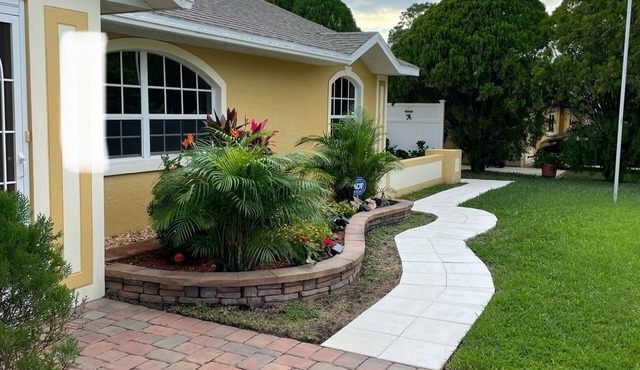 Charming 2-bedroom in Sebring with AC and Wi-Fi, with serene country atmosphere