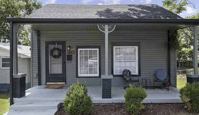 Charming 2-bedroom in heart of Wedgewood Houston