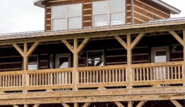 Charming 2-bedroom lodge with AC in LaFayette perfect for relaxing