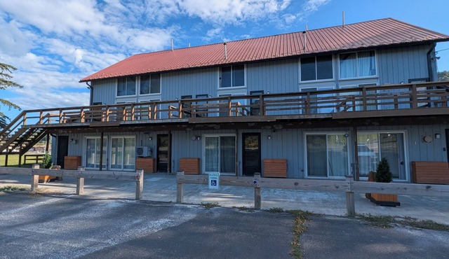 Charming 2-bedroom Mountain-side condo #11 at Greek Peak