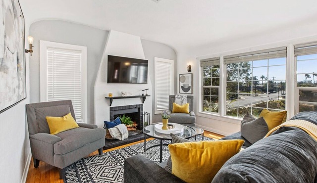 Charming 2 Bedroom South Park Getaway w/Patio!