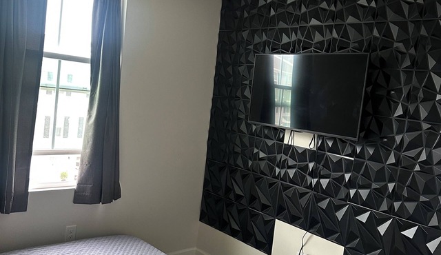 Charming 2-bedroom townhome with WiFi, AC in amazing Washington, NJ