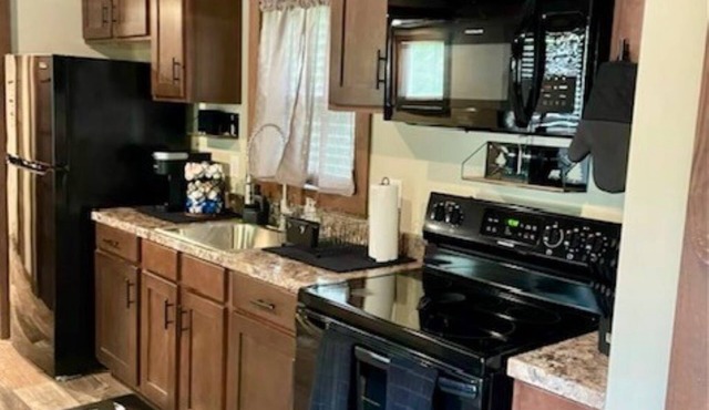 Charming 2-bedroom tiny home in Buchanan, TN