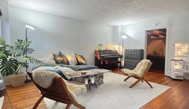 Charming 2-bedroom Twin private house in serene Milford