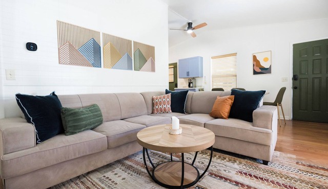 Charming 2-bedroom house in Bella Vista with AC and easy access to amenities