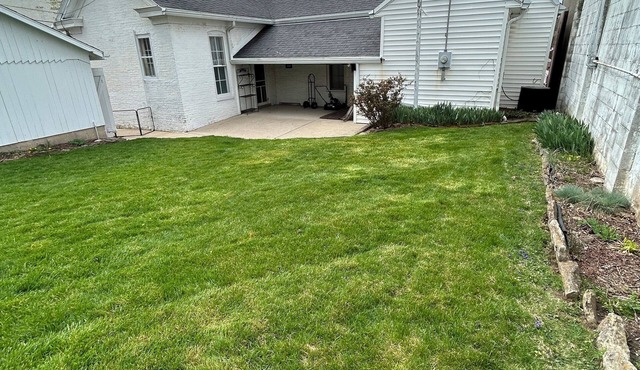 Charming 2-bedroom house in amazing Charlestown, 15 minutes from Louisville Ky