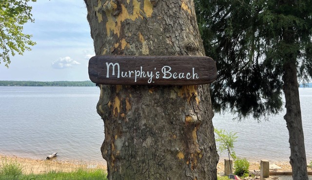 Charming 2-bedroom cottage at Murphy's Beach in lovely Charlestown Maryland